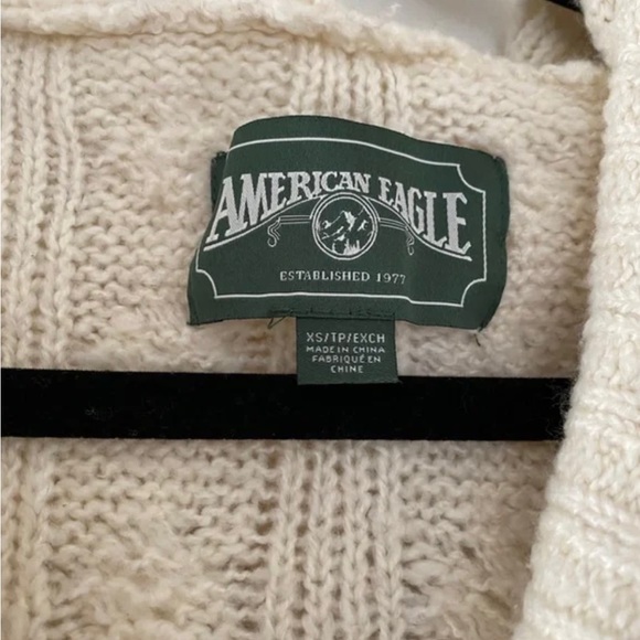 American Eagle Soft And Cozy Sweater - Picture 3 of 4